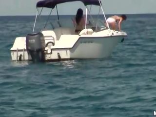 נוער זוג מזיין הארדקור