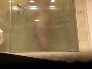 Beguiling אישה christi voyeured ב חבוי מצלמת ב opryland מלון