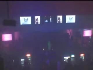 Skrytý kamera úlovok naivka v disco