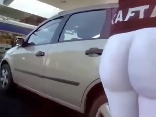 Великий дупа на gas станція кліп